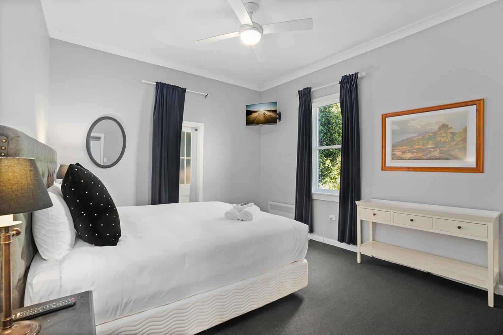 Bundanoon Hotel Exterior photo